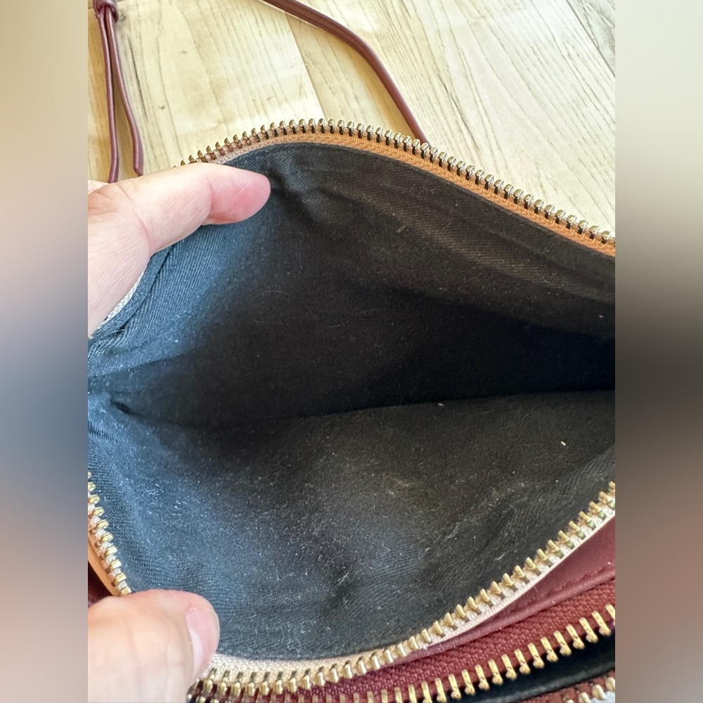 Sandro addict cross body bad burgundy and light pink. - Picture 12 of 12